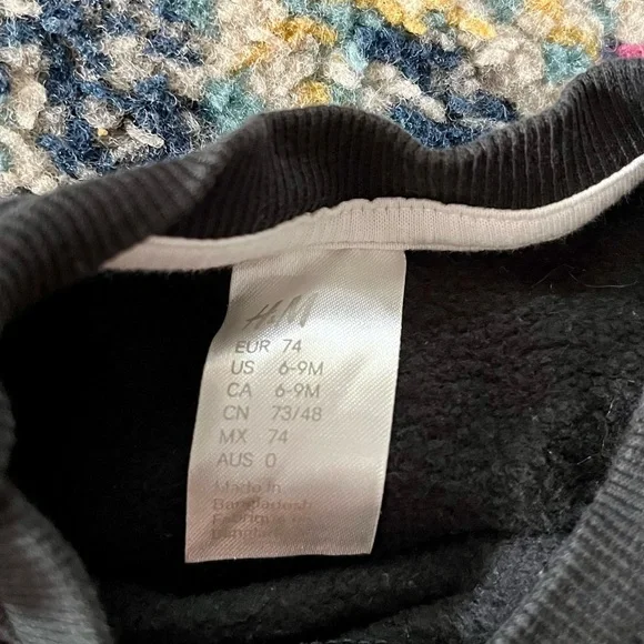 H&M Baby Girls Crewneck Sweatshirts Size 9 Months - Picture 3 of 8